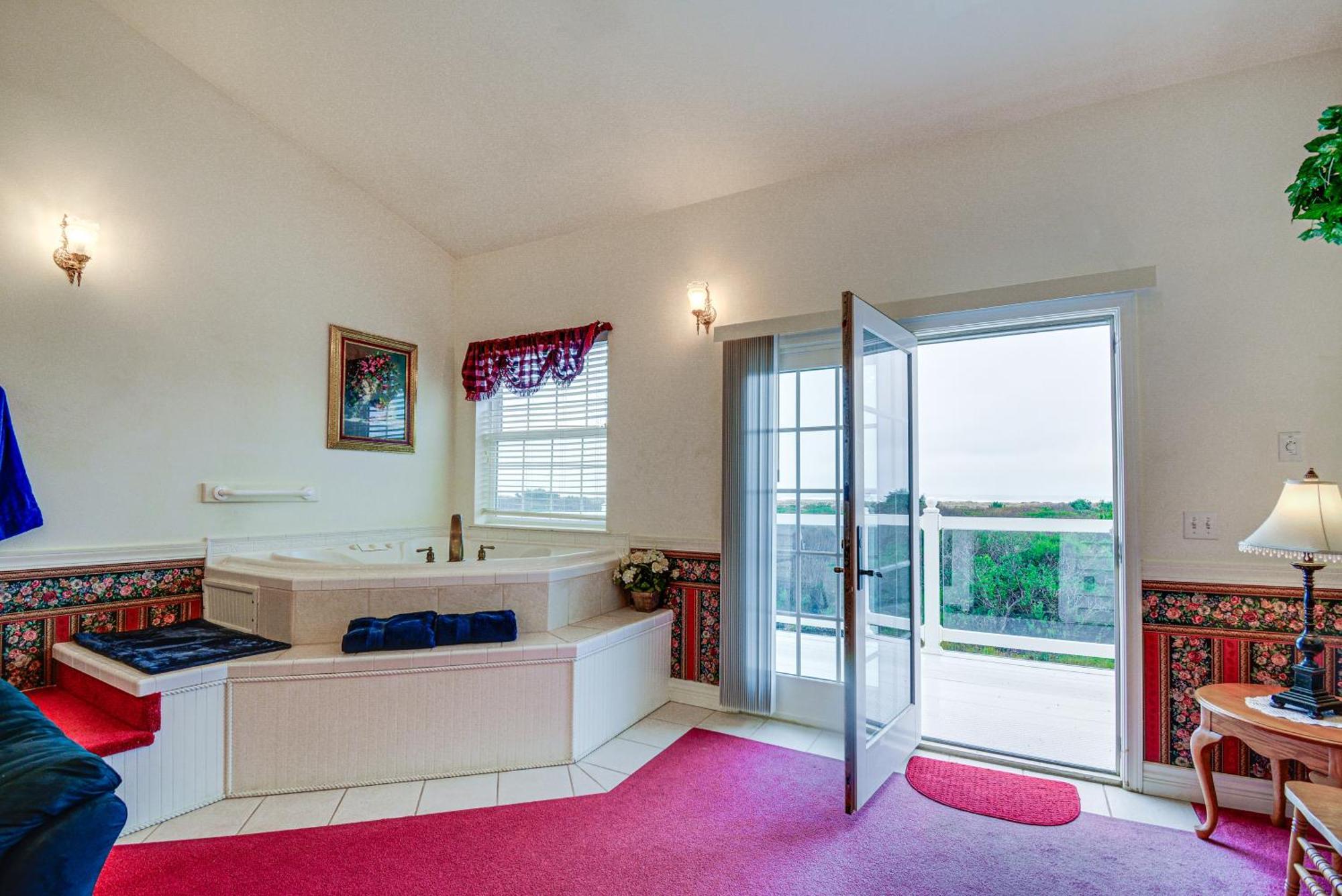 Ocean Shores Condo Rental With View - Walk To Beach! المظهر الخارجي الصورة